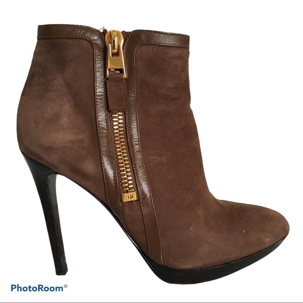 Tom Ford women’s boots suede brown size 91/2 heels